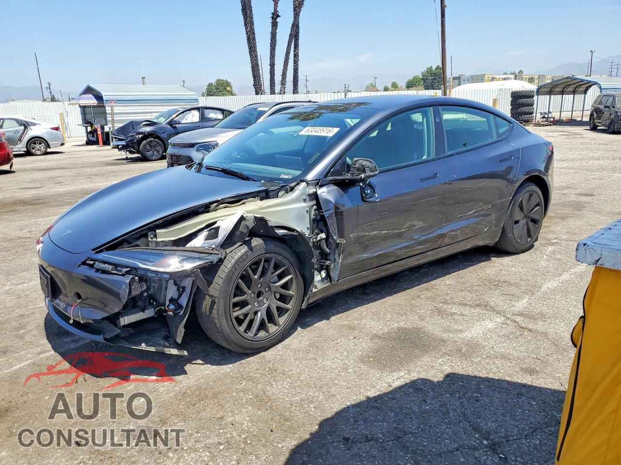 TESLA MODEL 3 2025 - 5YJ3E1EAXSF030410