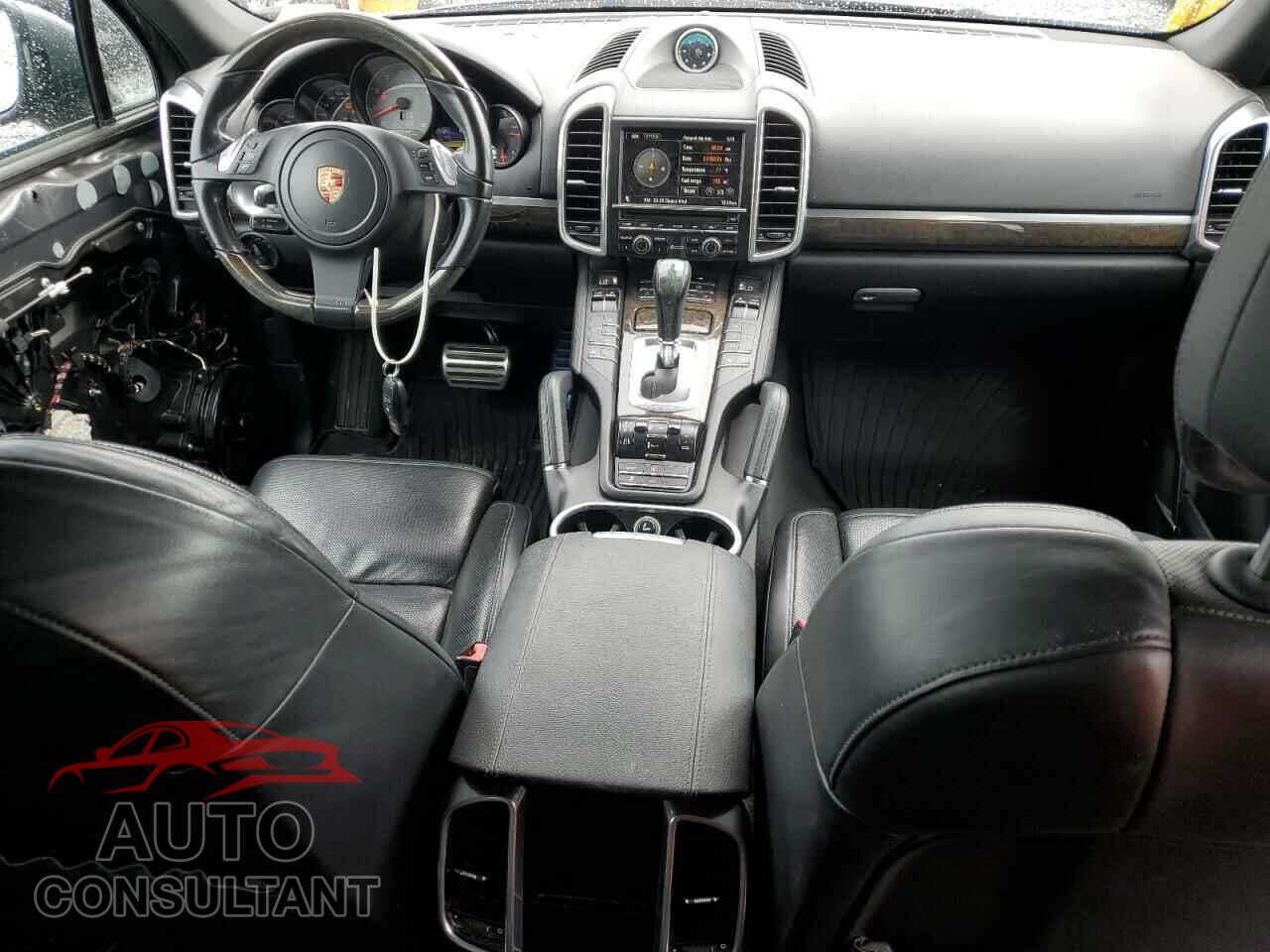 PORSCHE CAYENNE 2011 - WP1AB2A2XBLA55565