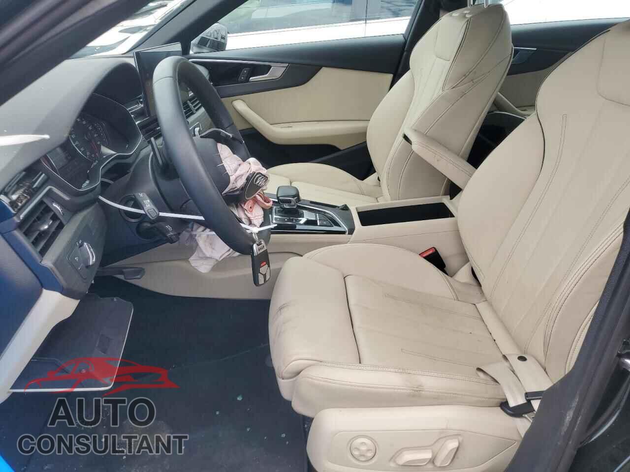 AUDI A4 2022 - WAUDAAF41NN003933