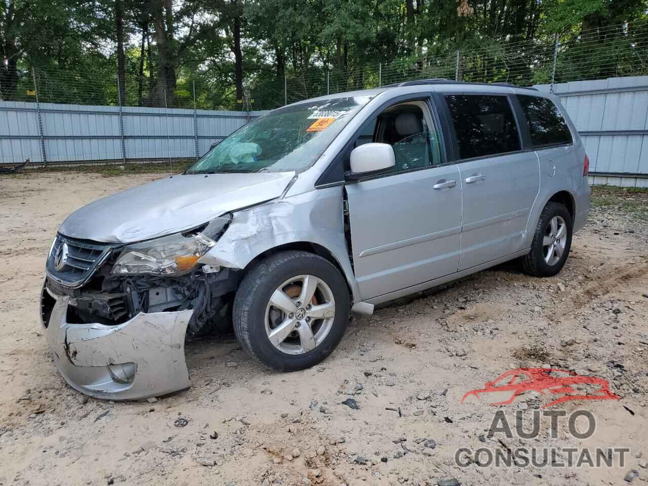 VOLKSWAGEN ROUTAN 2009 - 2V8HW341X9R501667