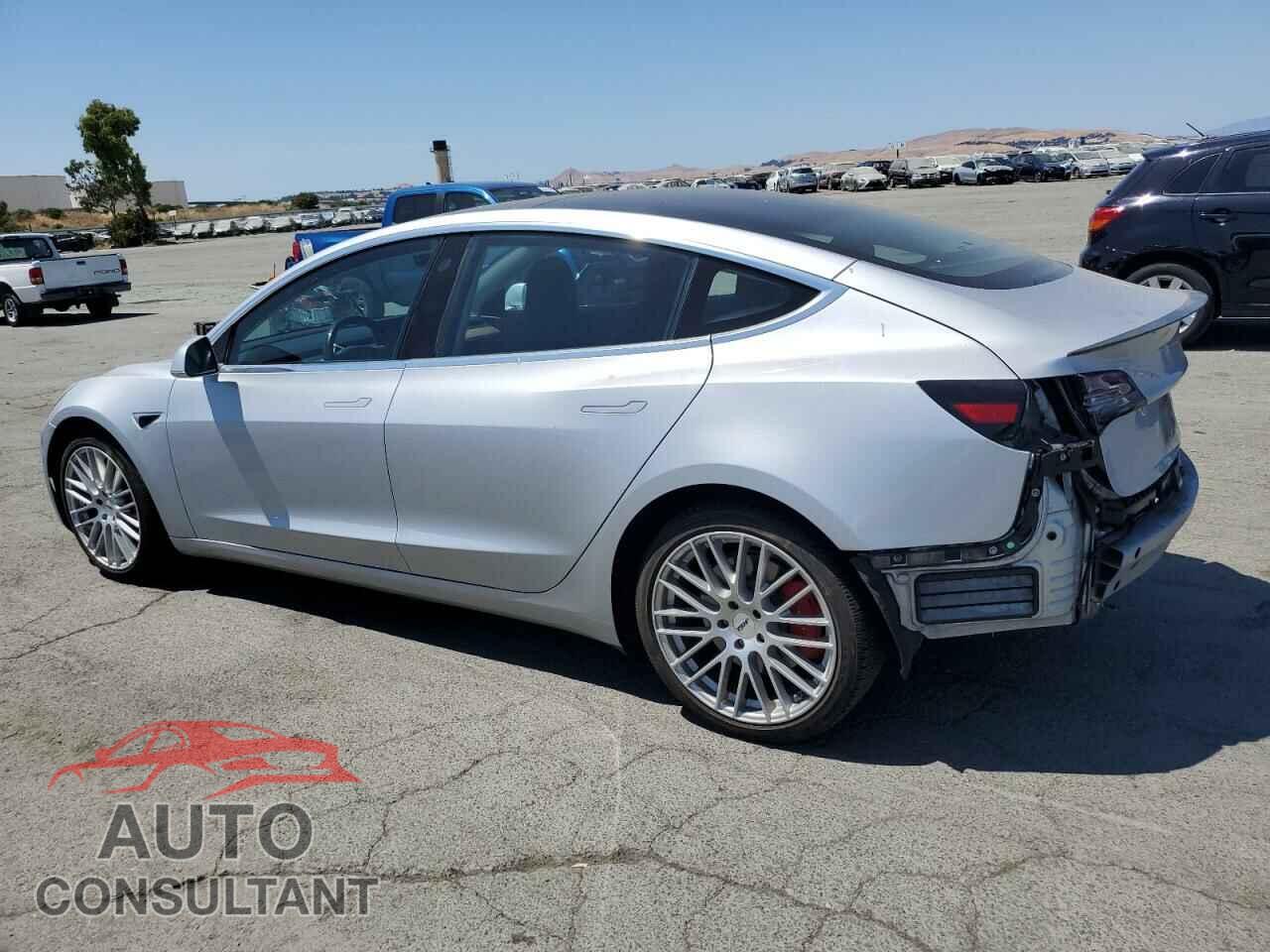 TESLA MODEL 3 2018 - 5YJ3E1EB3JF072134