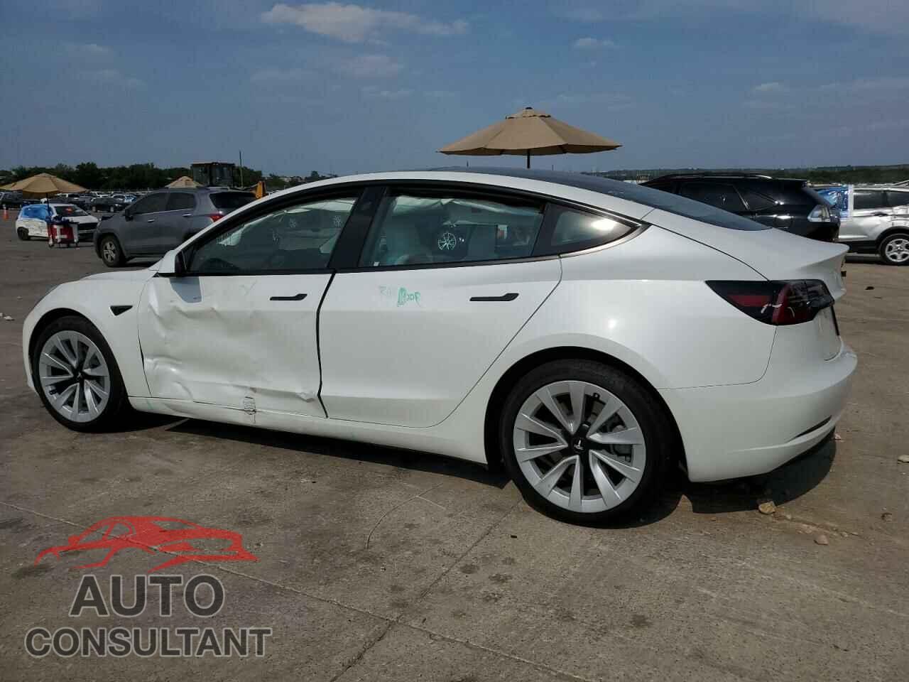 TESLA MODEL 3 2023 - 5YJ3E1EA5PF572537