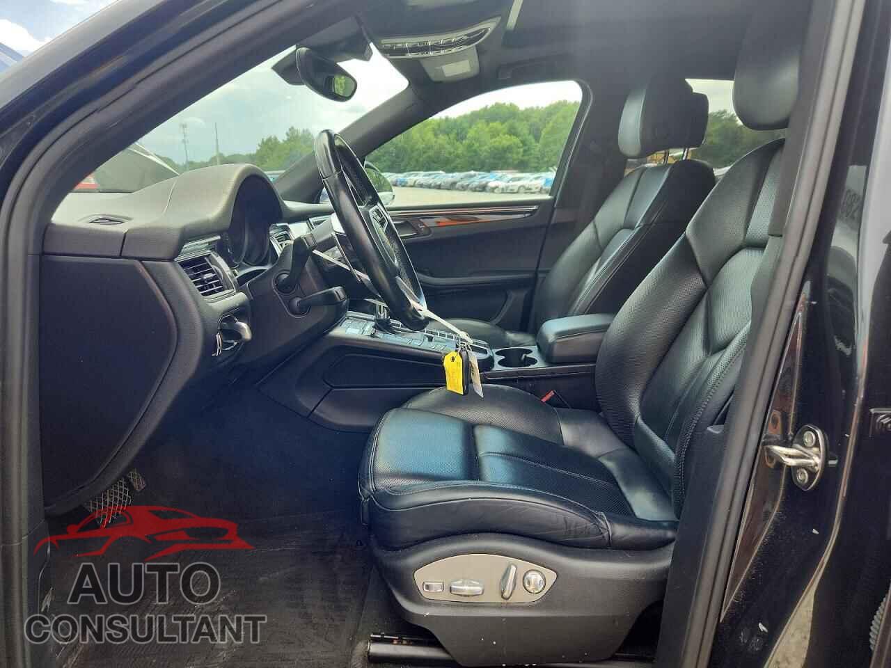 PORSCHE MACAN 2017 - WP1AA2A56HLB06193