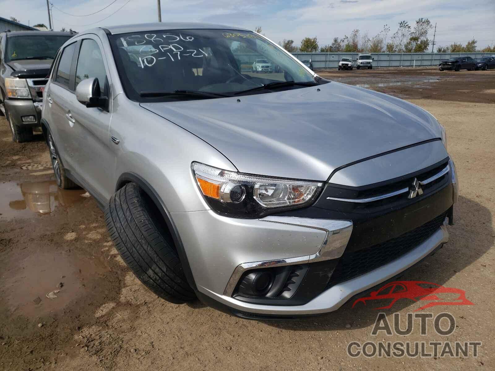 MITSUBISHI OUTLANDER 2018 - JA4AR3AU7JZ014109