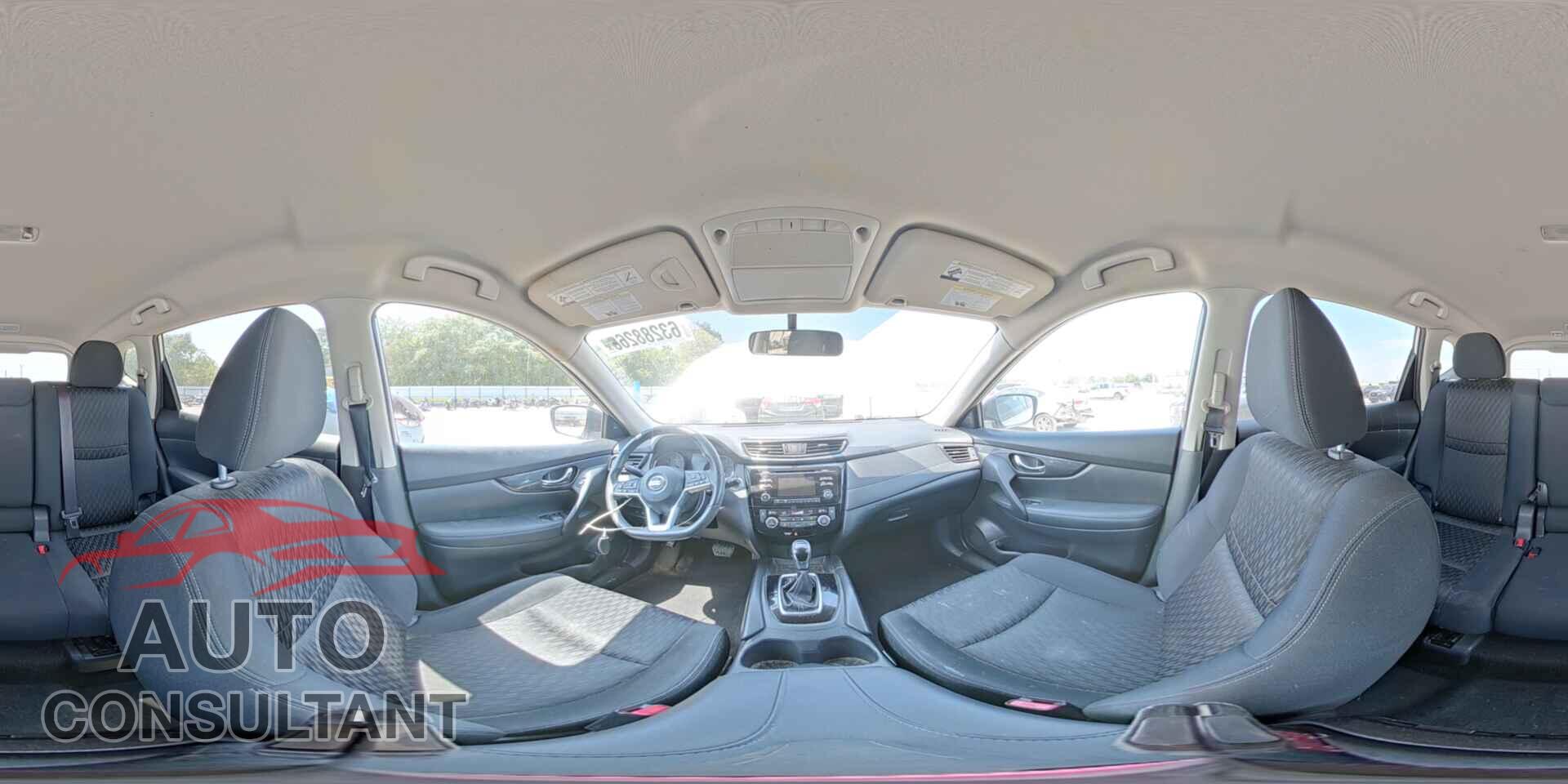 NISSAN ROGUE 2017 - KNMAT2MT8HP564669