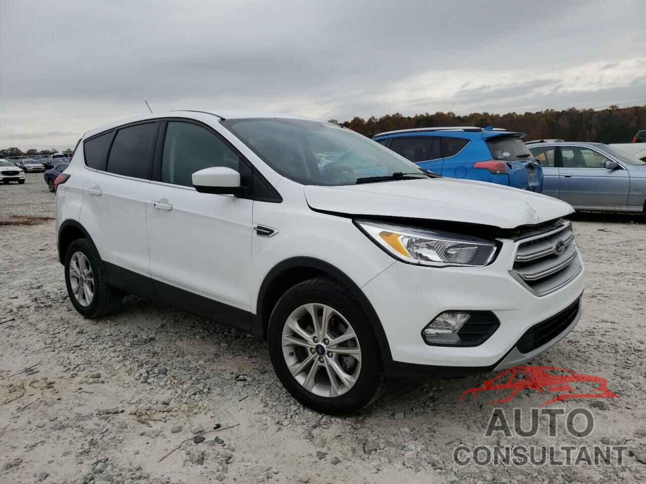 FORD ESCAPE 2019 - 1FMCU0GD2KUA10658