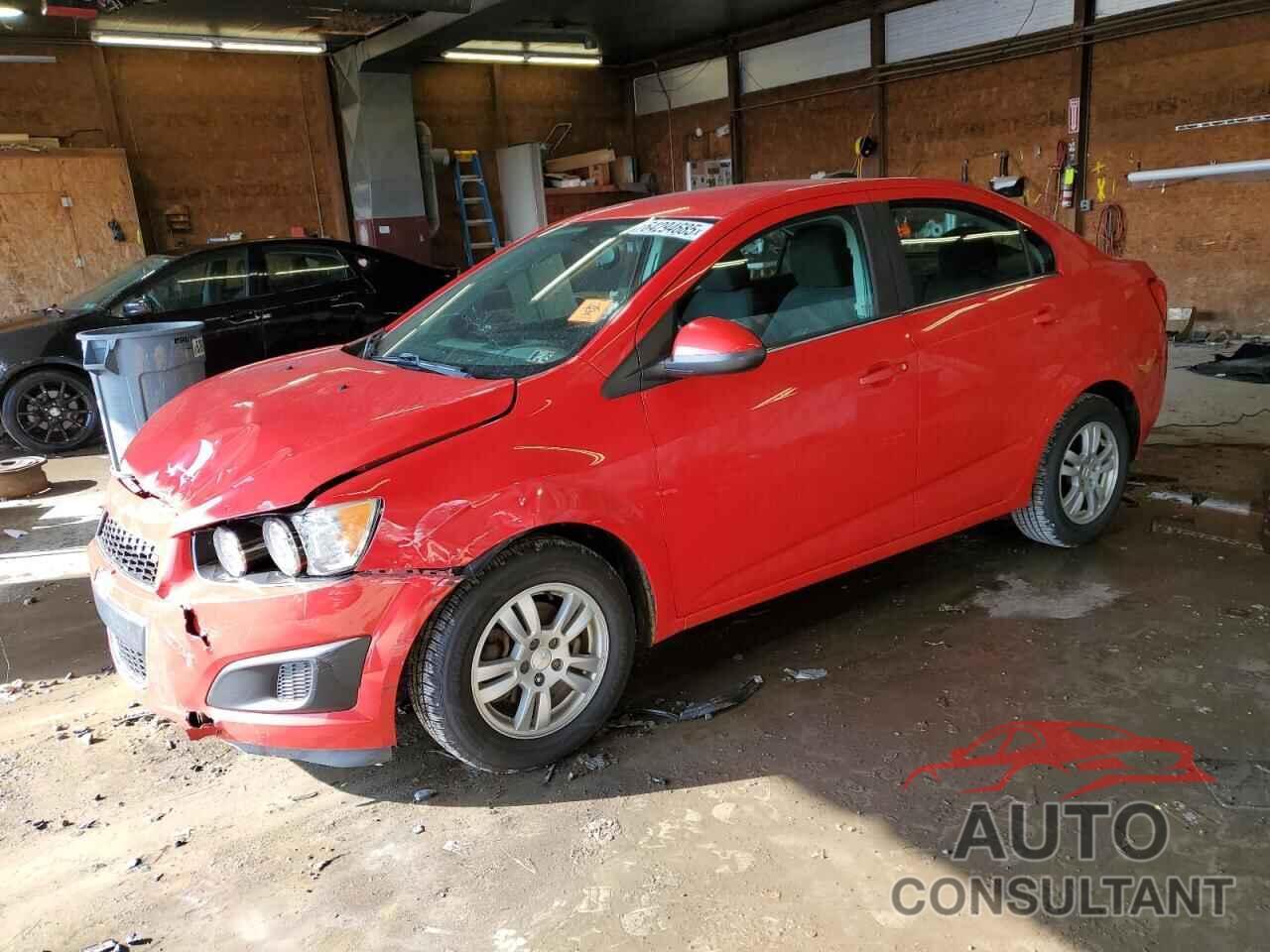 CHEVROLET SONIC 2015 - 1G1JC5SH8F4170399