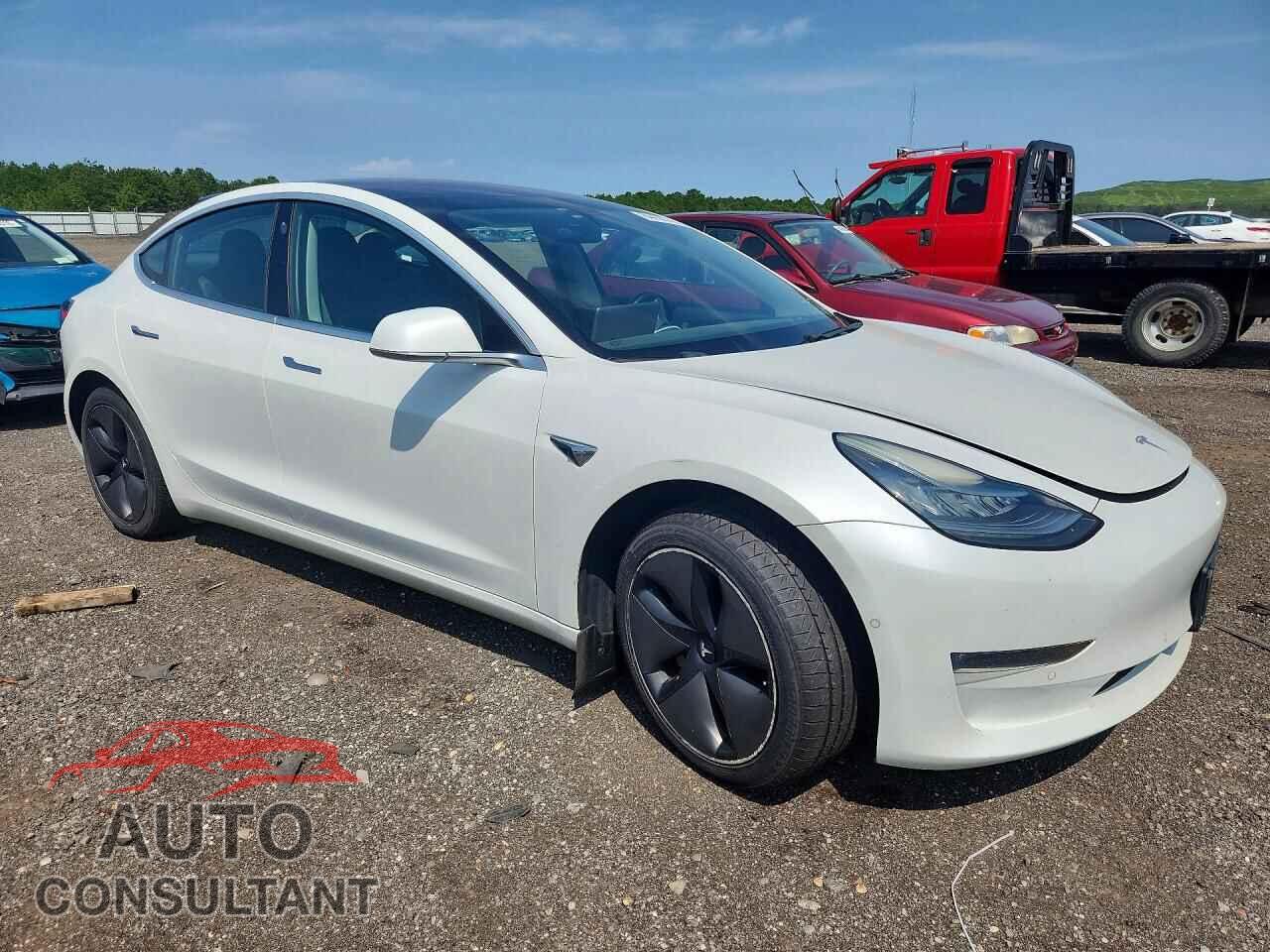 TESLA MODEL 3 2018 - 5YJ3E1EA6JF019712
