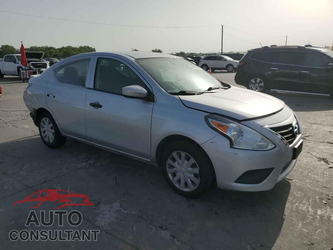 NISSAN VERSA 2017 - 3N1CN7AP3HL906289