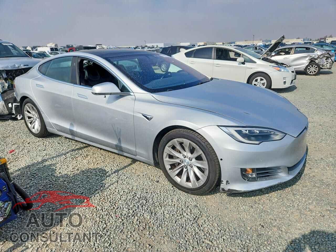 TESLA MODEL S 2018 - 5YJSA1E28JF269355