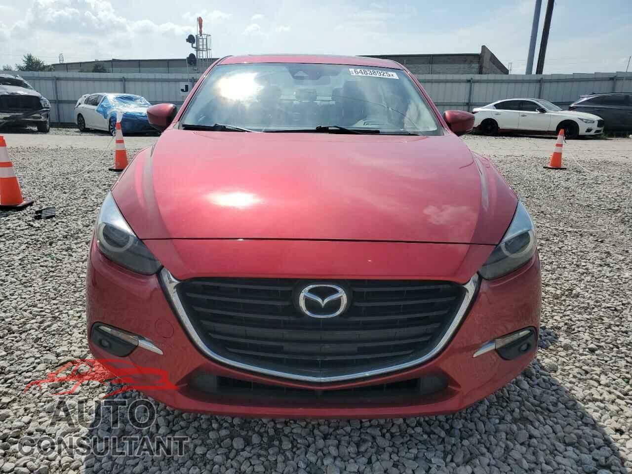 MAZDA 3 2018 - 3MZBN1W34JM177311