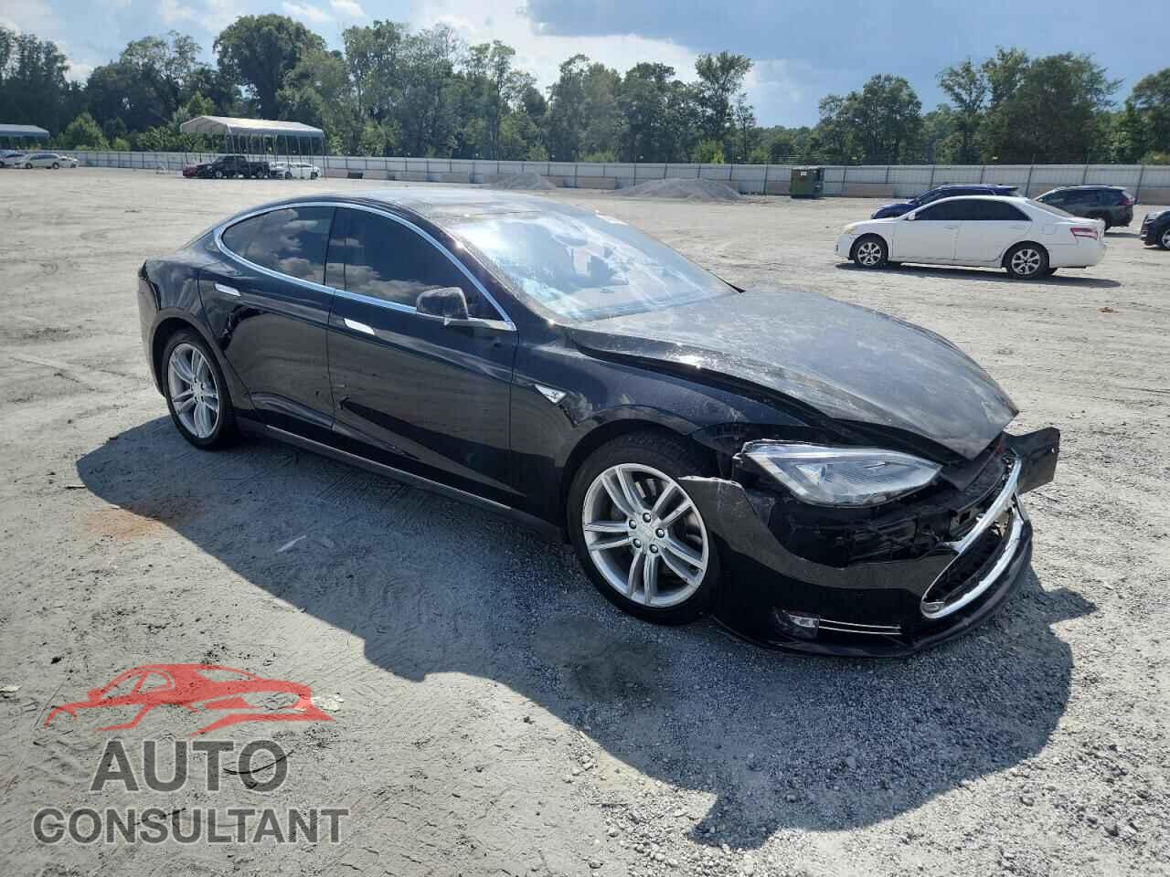TESLA MODEL S 2015 - 5YJSA1S1XFF080337