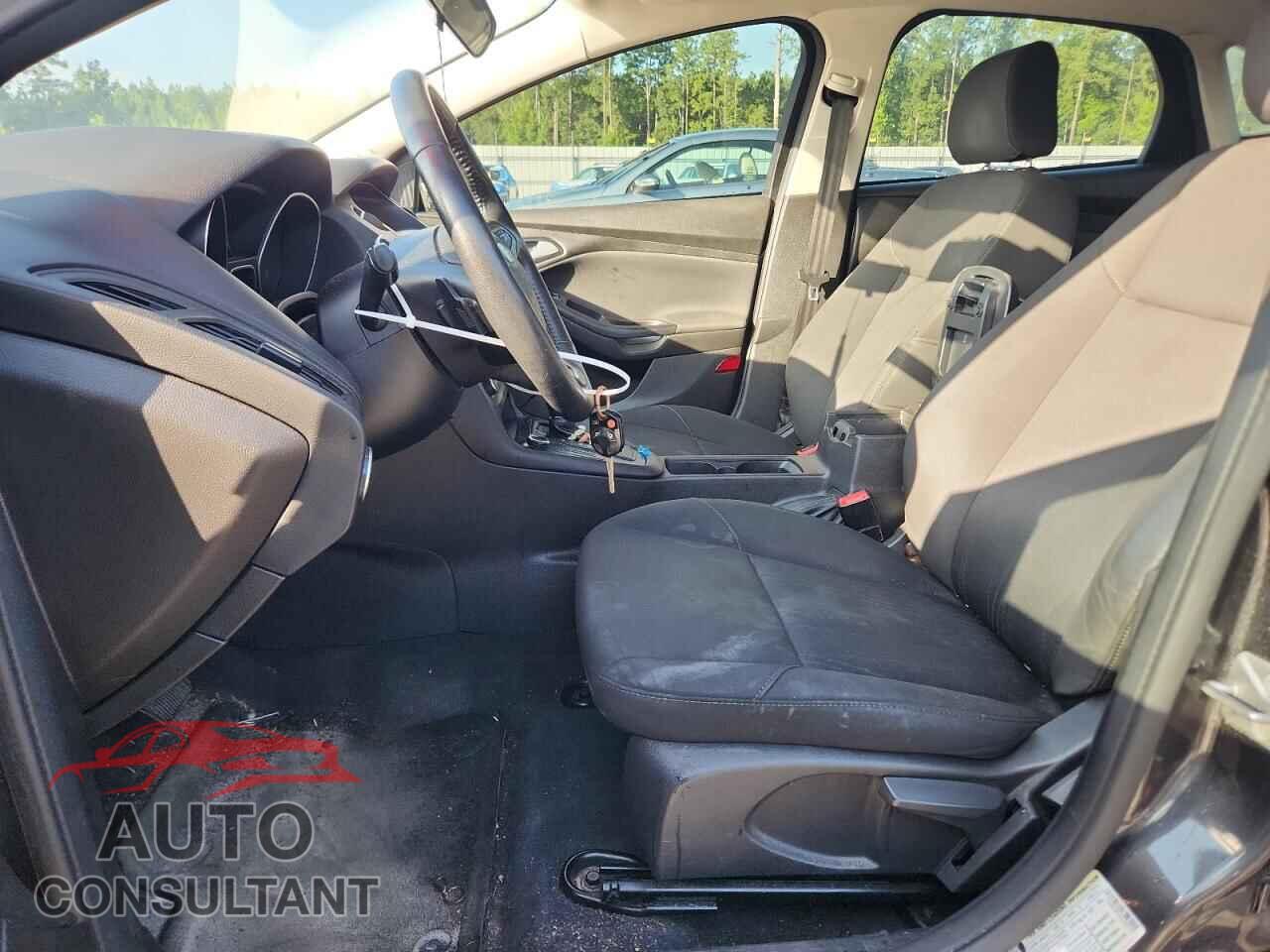 FORD FOCUS 2016 - 1FADP3F20GL304743