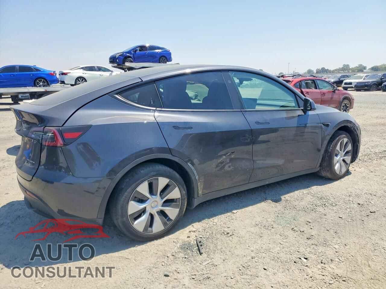 TESLA MODEL Y 2024 - 7SAYGDEE5RF059248