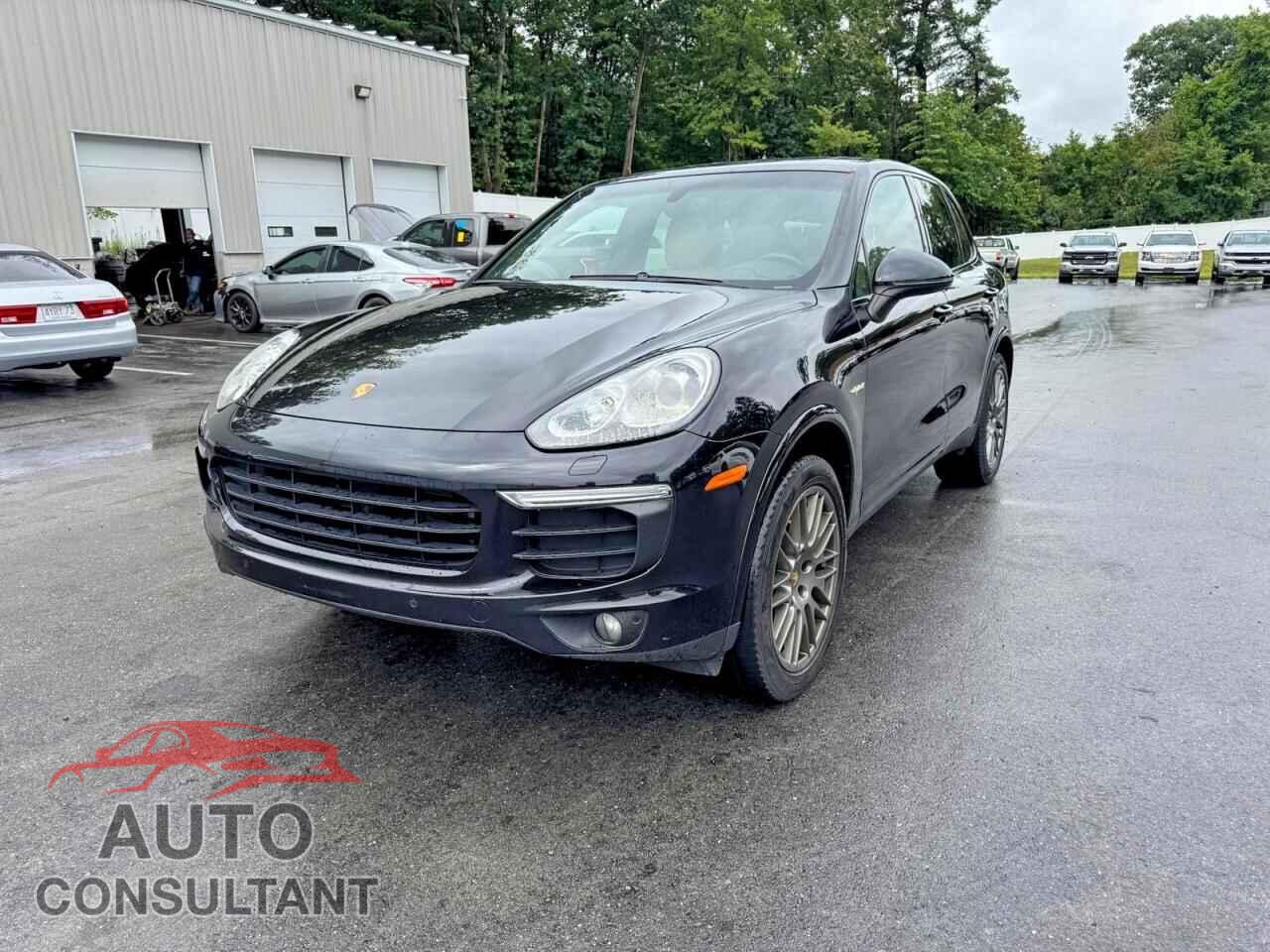 PORSCHE CAYENNE 2017 - WP1AE2A24HLA72698