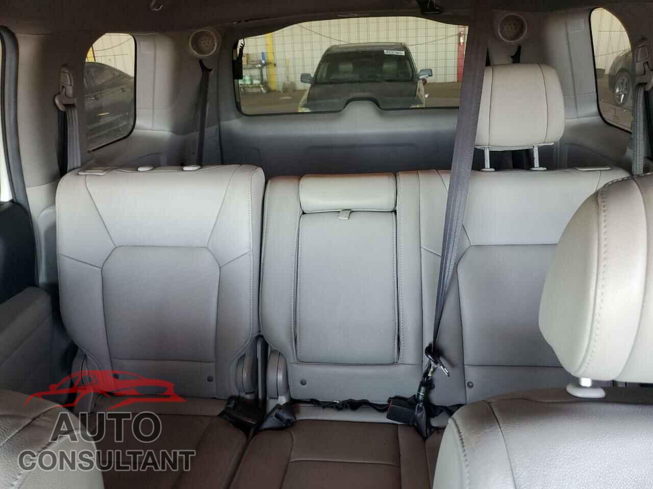 HONDA PILOT 2013 - 5FNYF3H94DB038604