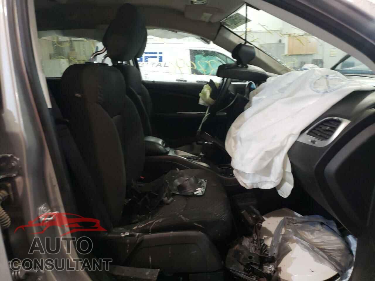 DODGE JOURNEY 2019 - 3C4PDCBB3KT875193