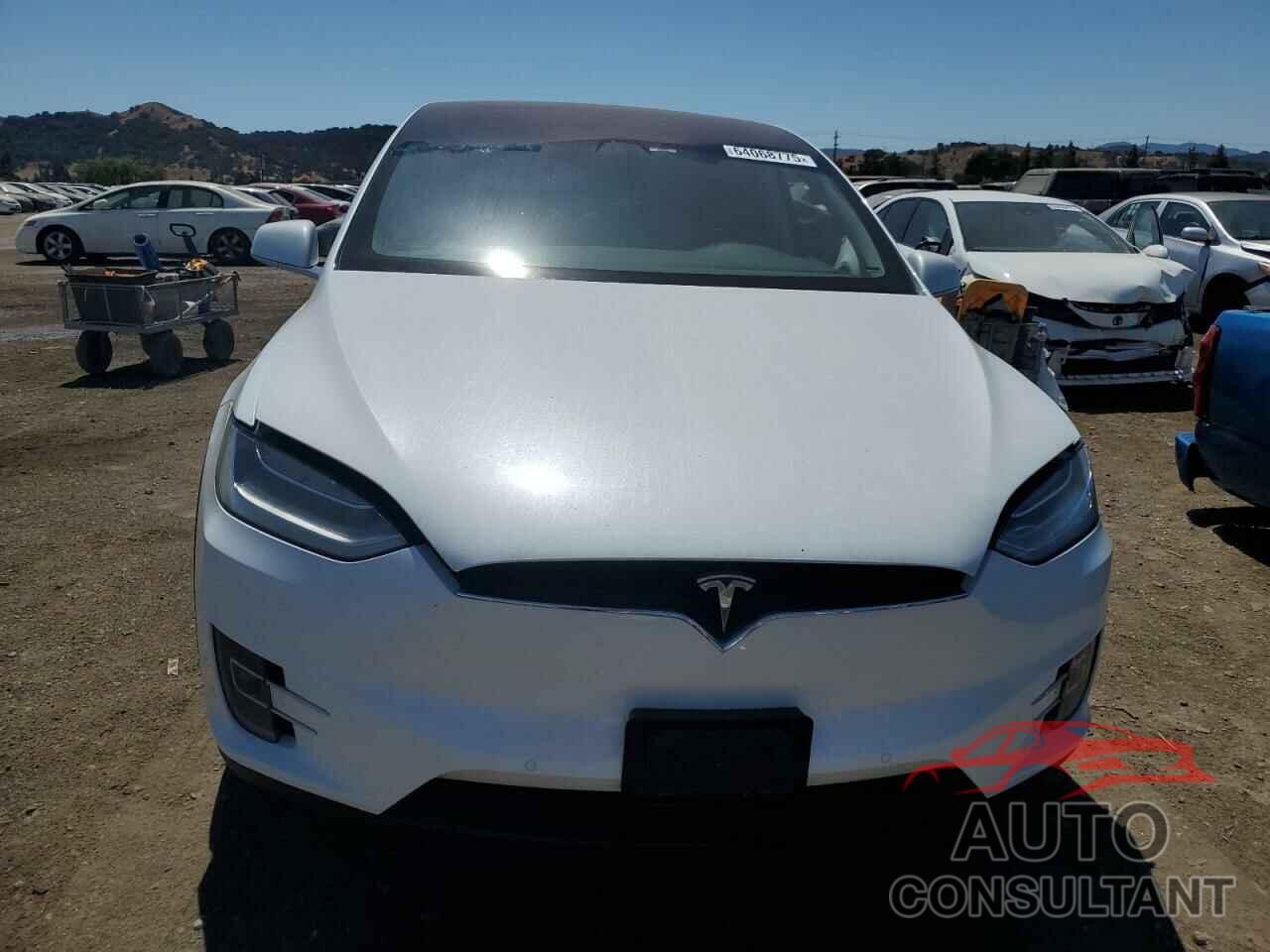 TESLA MODEL X 2018 - 5YJXCBE22JF127279