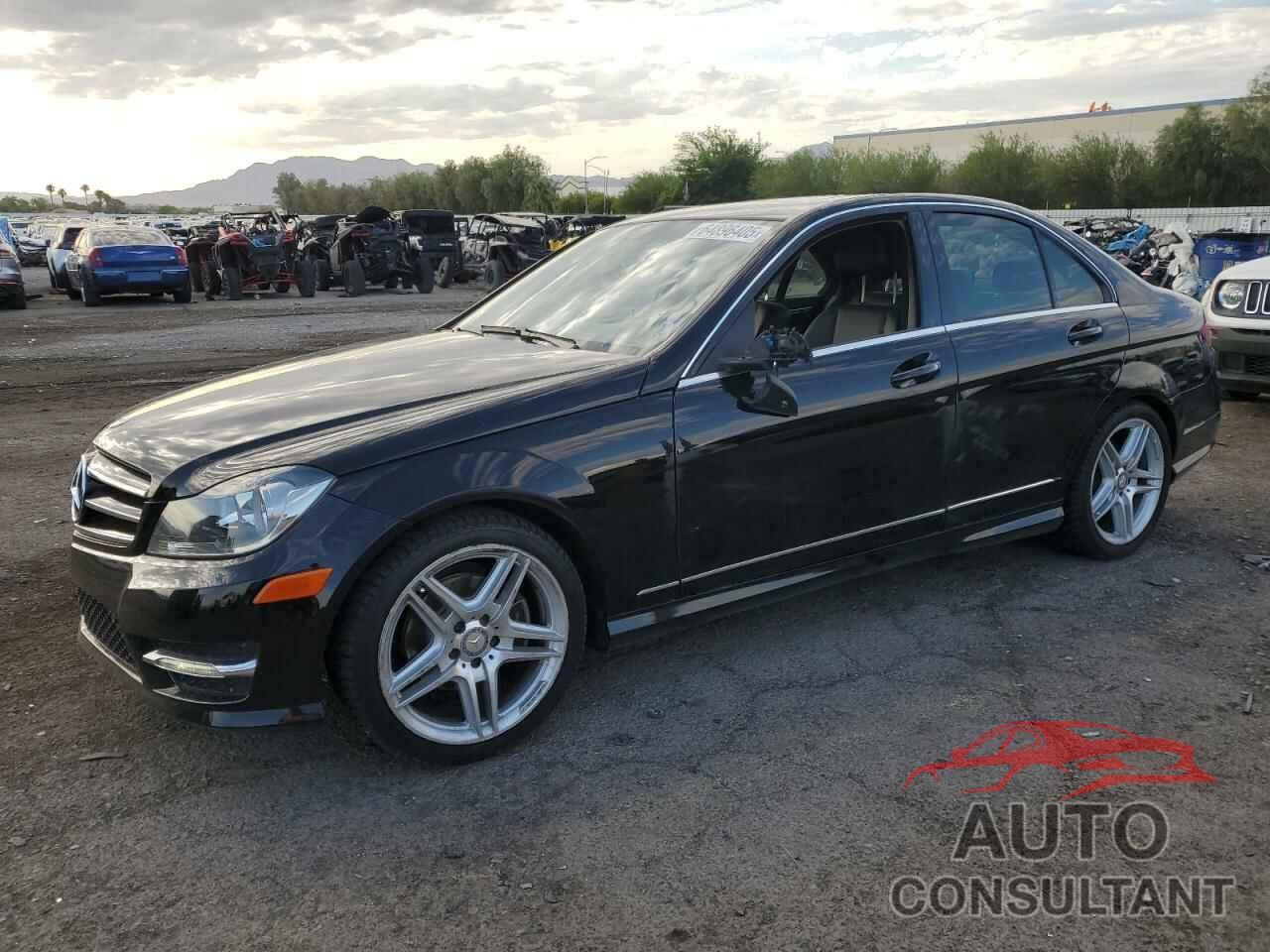 MERCEDES-BENZ C-CLASS 2014 - WDDGF4HB3EG237323