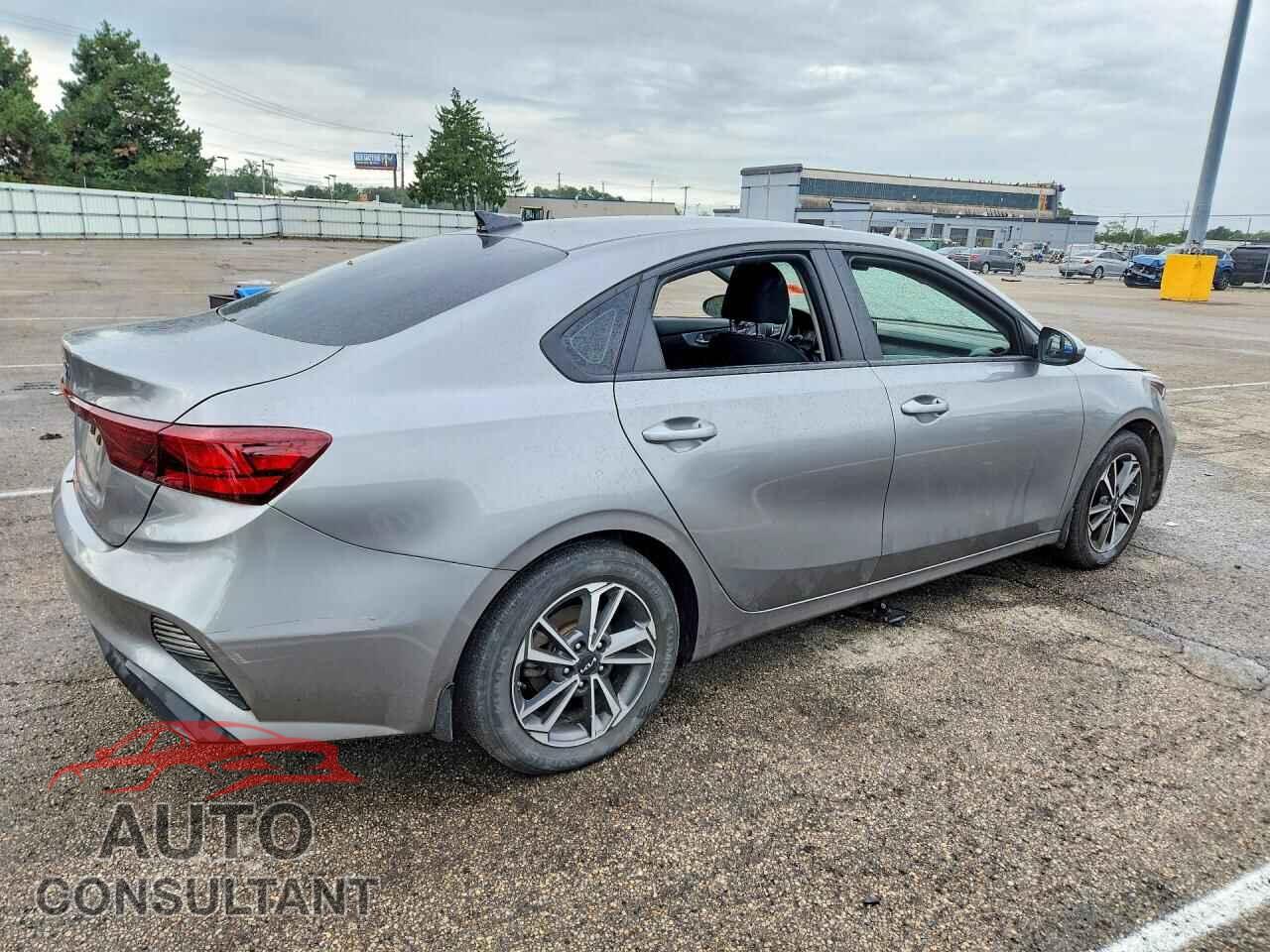 KIA FORTE 2022 - 3KPF24AD5NE462016