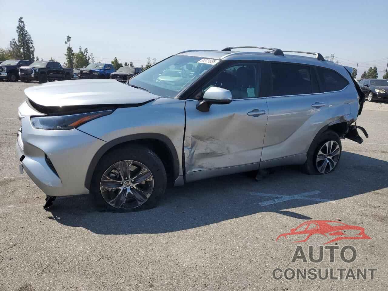 TOYOTA HIGHLANDER 2023 - 5TDKARAH6PS523822