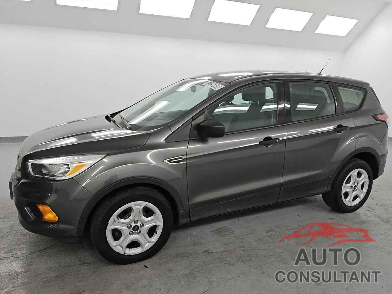 FORD ESCAPE 2017 - 1FMCU0F78HUC01649