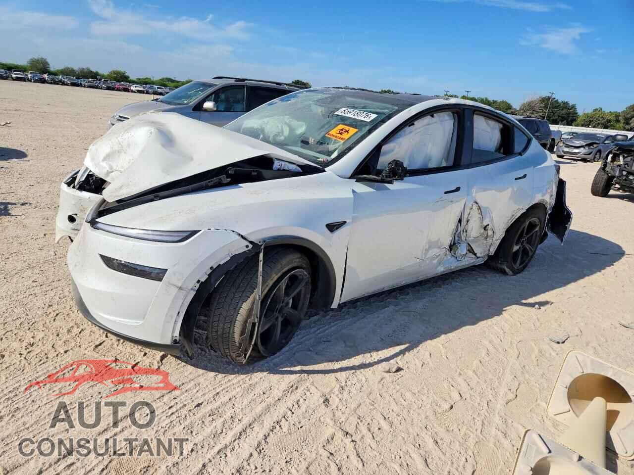 TESLA MODEL Y 2026 - 7SAYGDED0TF432260