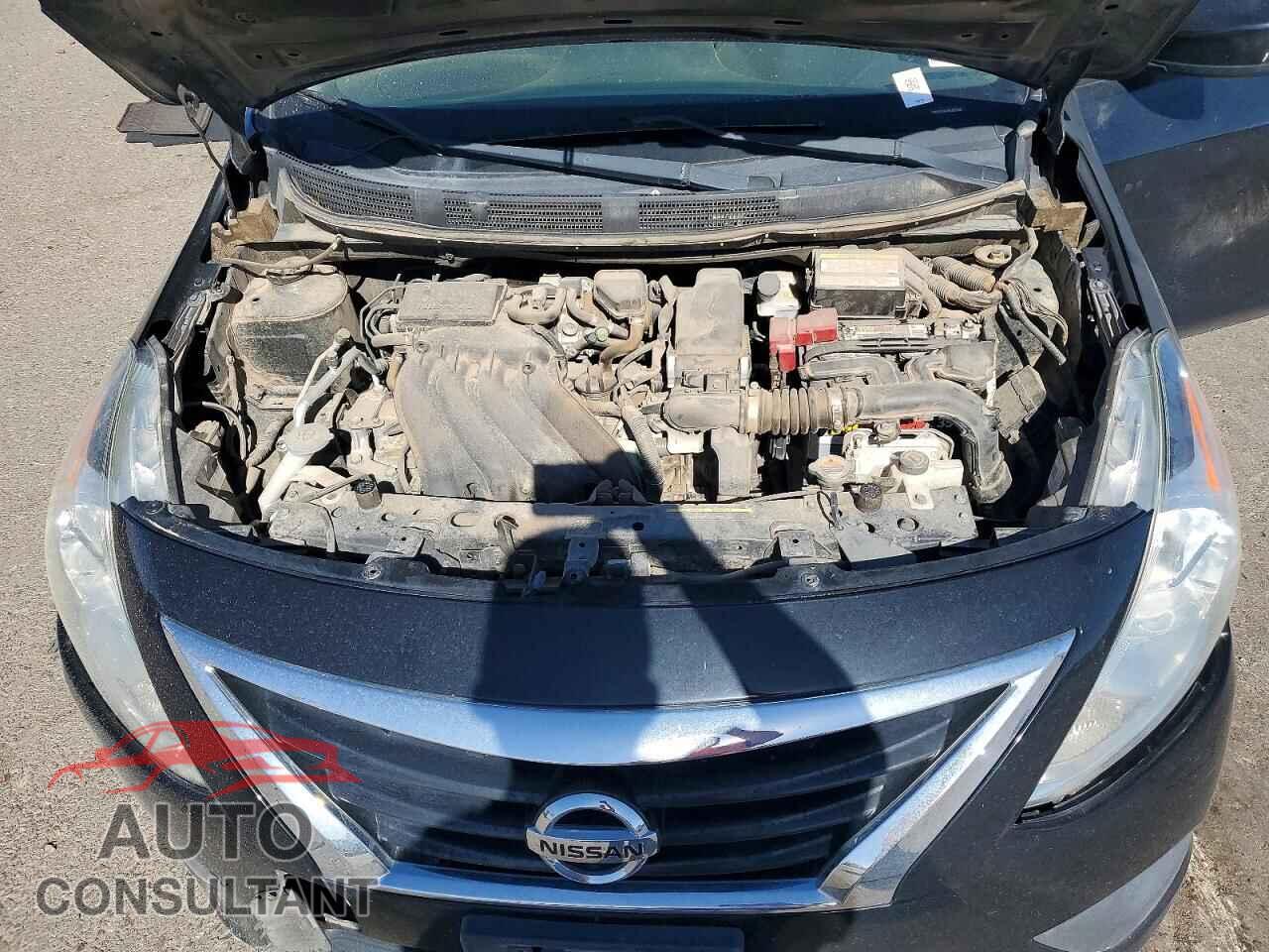 NISSAN VERSA SV 2019 - 3N1CN7AP3KL802165