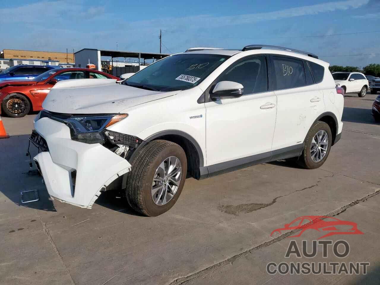 TOYOTA RAV4 2018 - JTMRJREV1JD184002