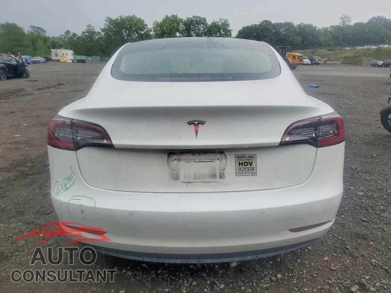 TESLA MODEL 3 2021 - 5YJ3E1EA9MF851453