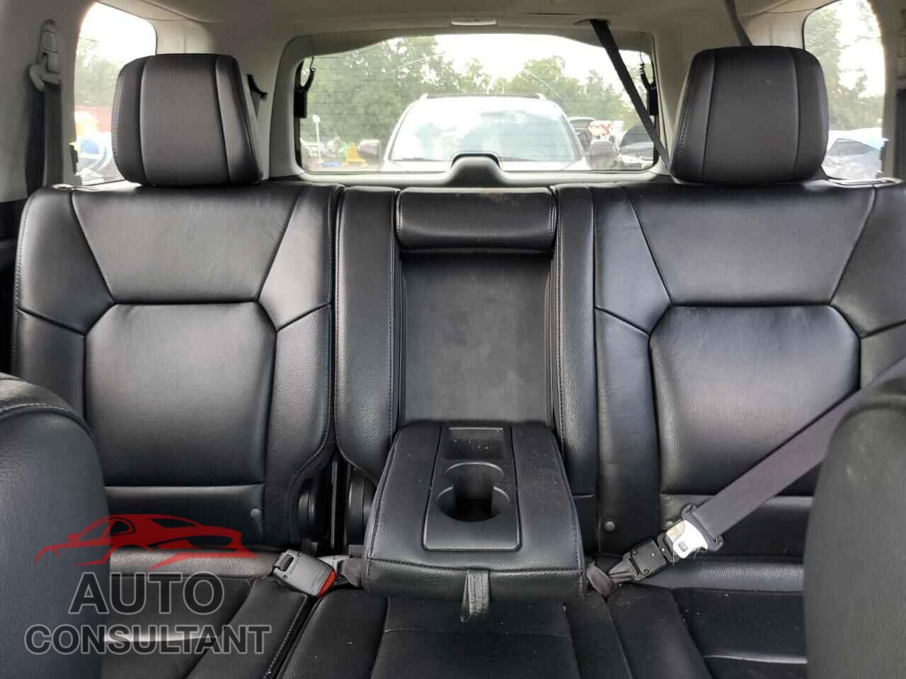 HONDA PILOT 2012 - 5FNYF4H52CB063471