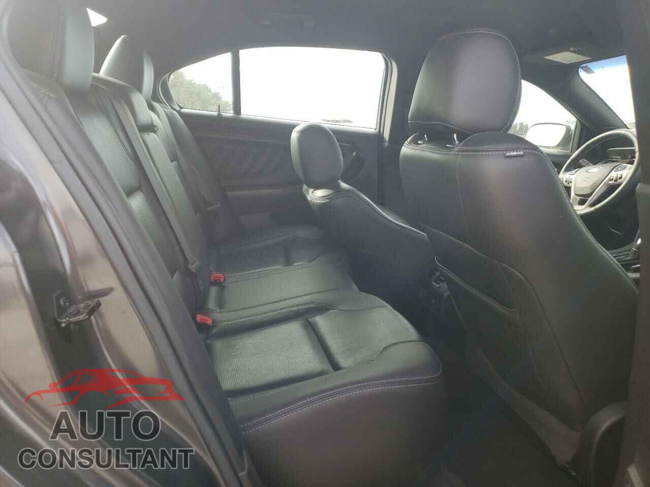 FORD TAURUS 2017 - 1FAHP2F89HG131900