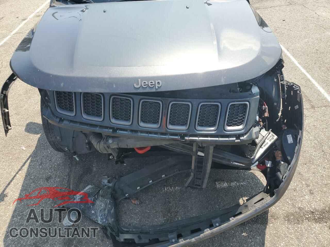 JEEP COMPASS 2019 - 3C4NJDDB9KT752517