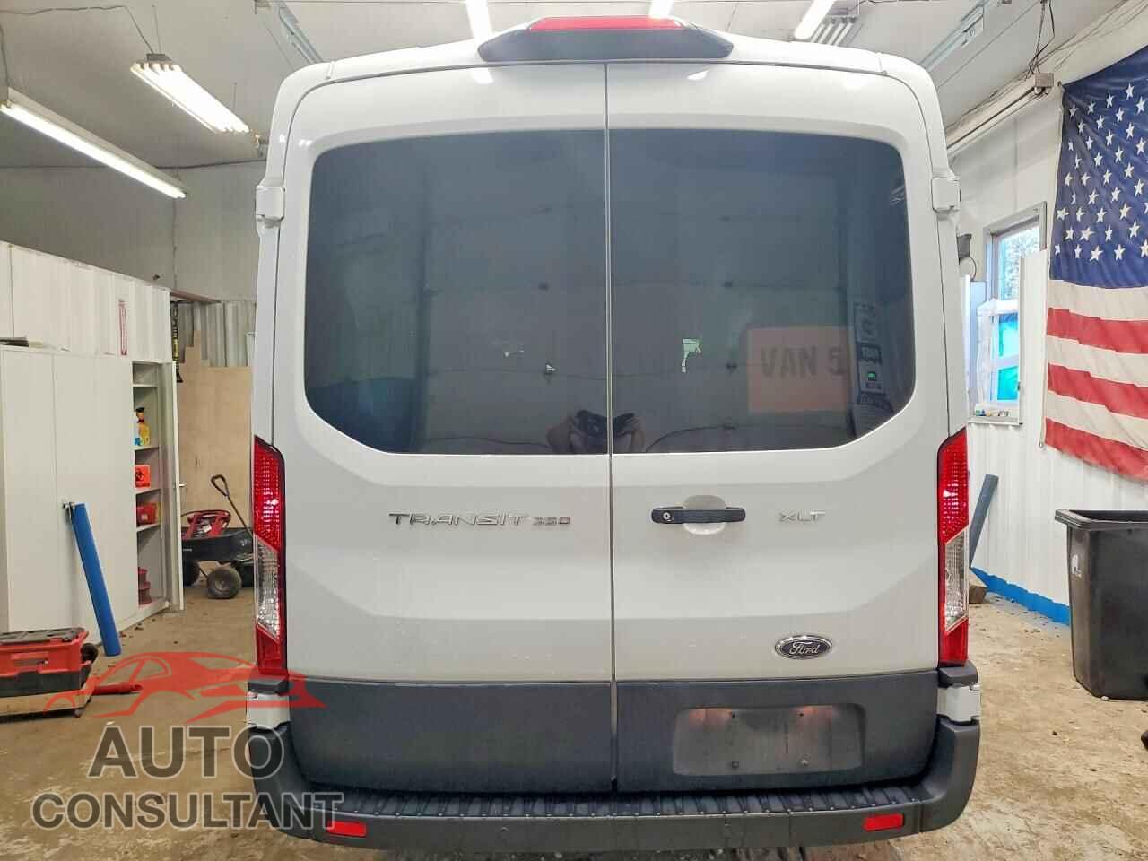FORD TRANSIT 2025 - 1FBAX2C81SKA50124