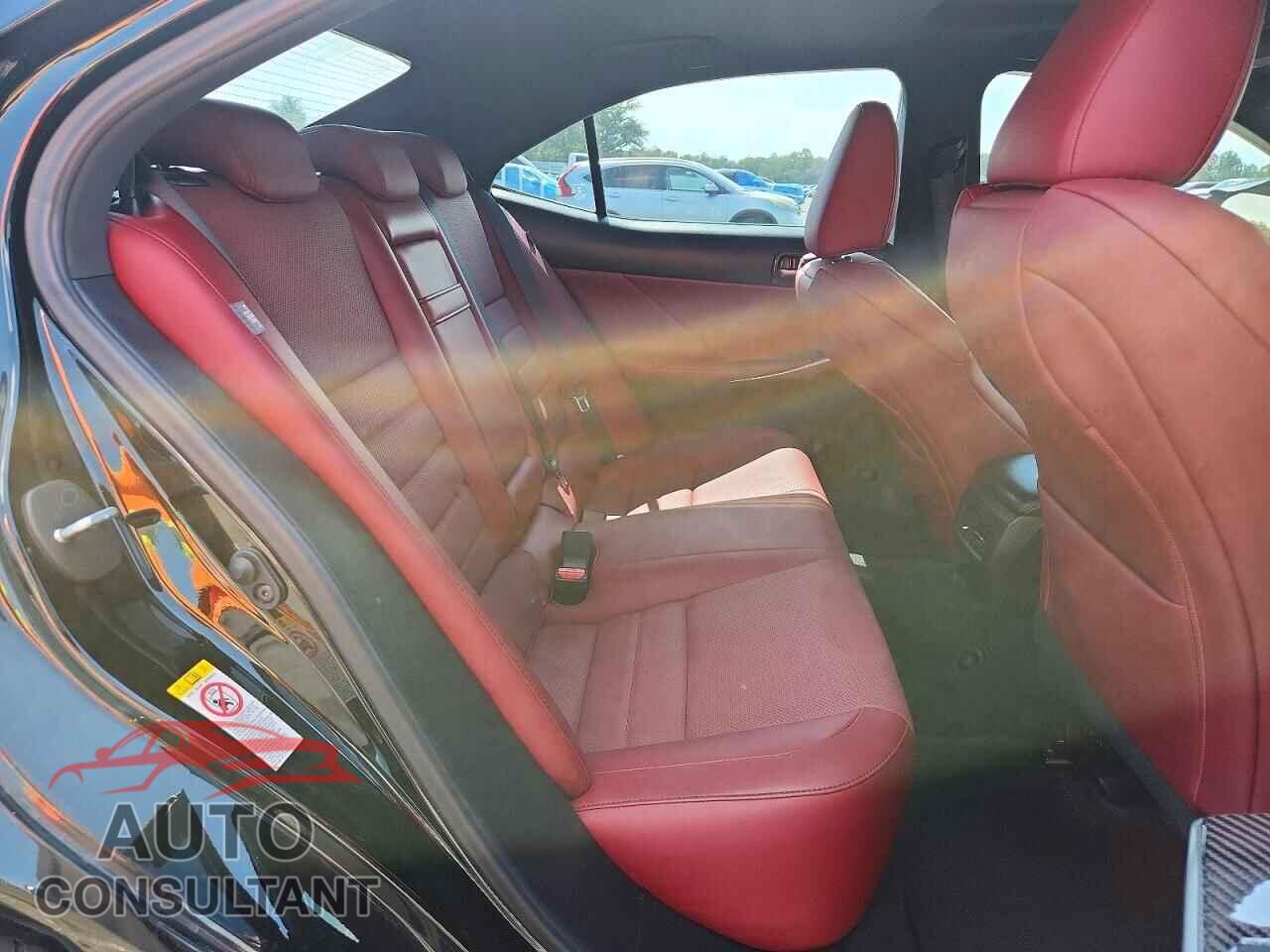 LEXUS IS 2018 - JTHBA1D27J5079337