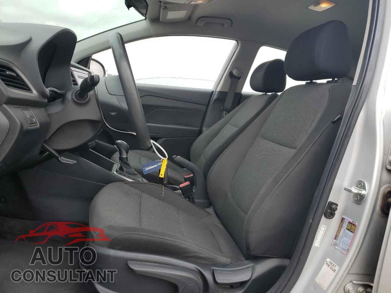 HYUNDAI ACCENT 2020 - 3KPC24A66LE104781