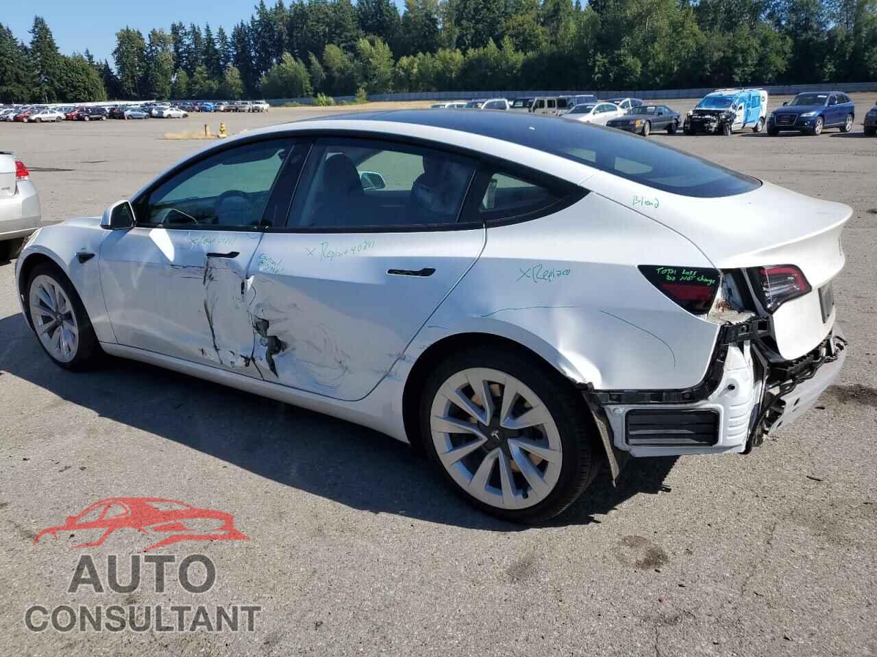 TESLA MODEL 3 2022 - 5YJ3E1EB7NF173697