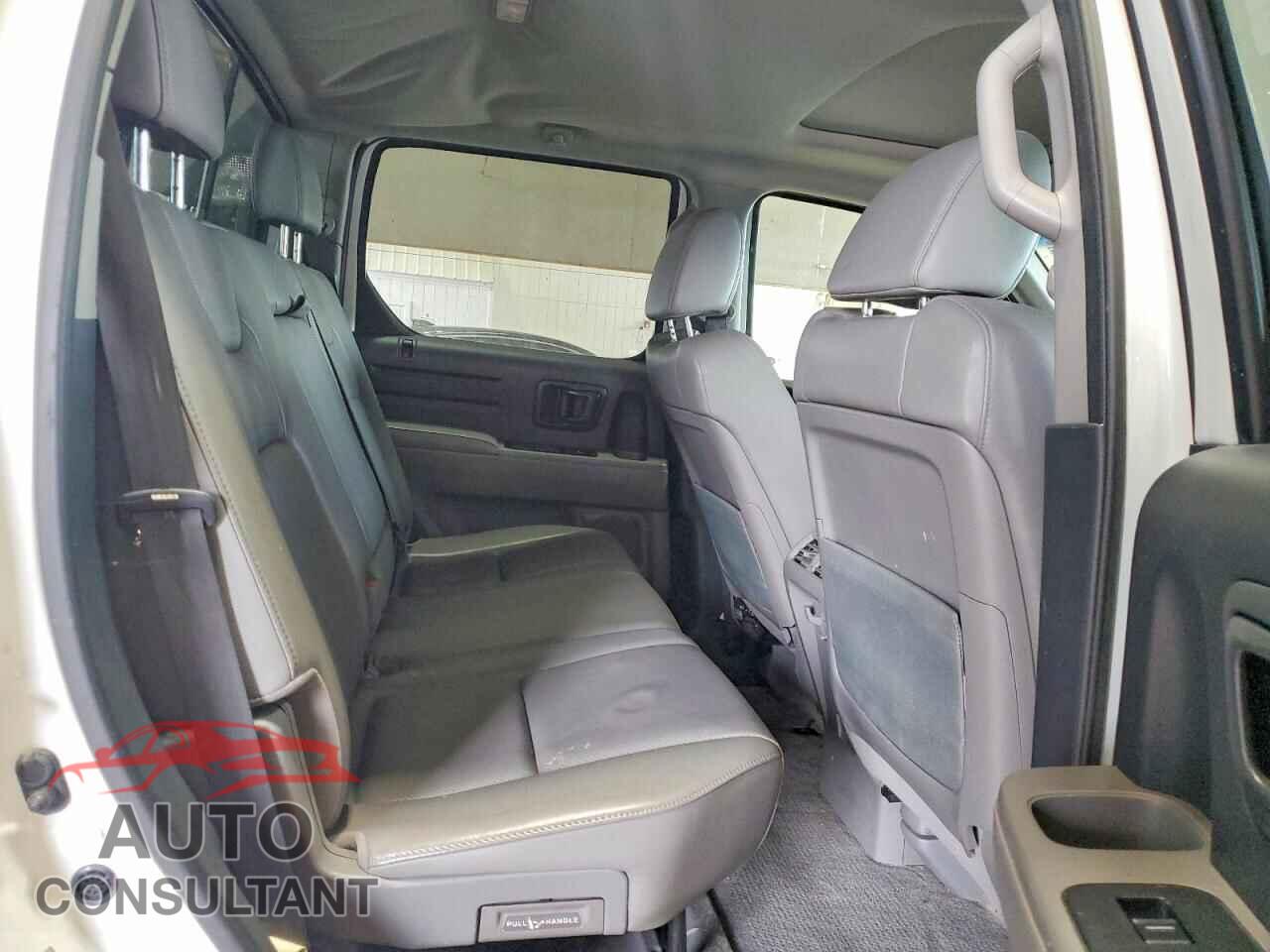 HONDA RIDGELINE 2011 - 5FPYK1F50BB004440