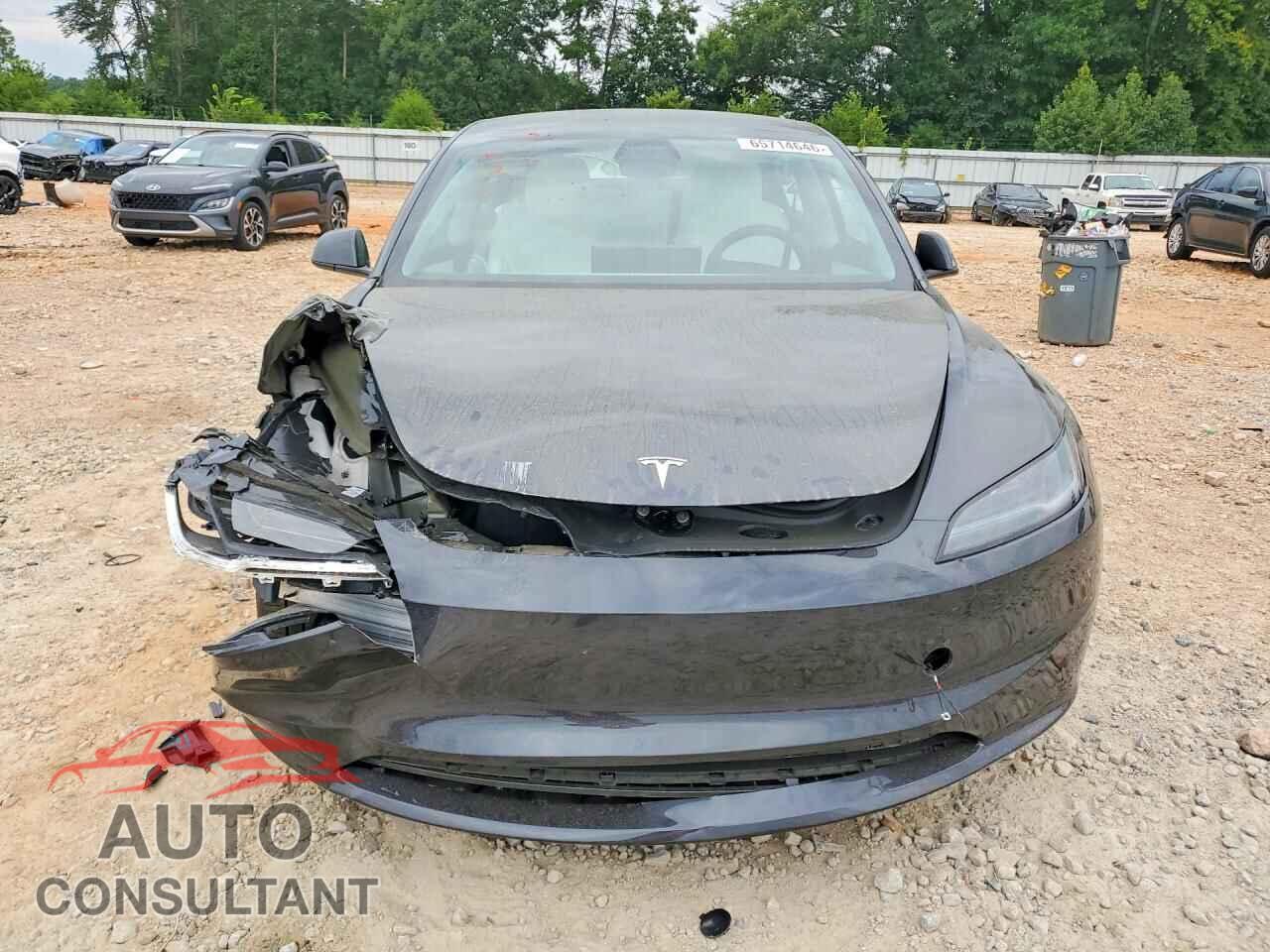 TESLA MODEL 3 2025 - 5YJ3E1EA9SF074446
