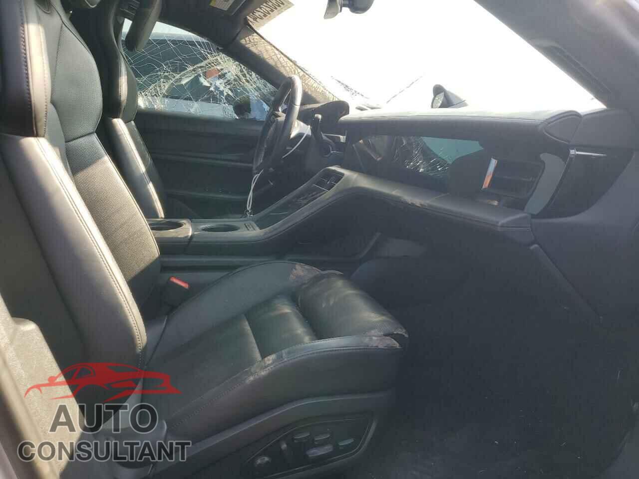 PORSCHE TAYCAN GTS 2022 - WP0AD2Y10NSA59159
