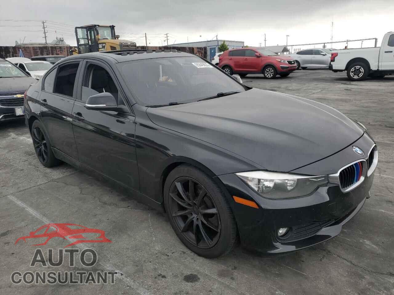 BMW 3 SERIES 2014 - WBA3D3C55EF099460