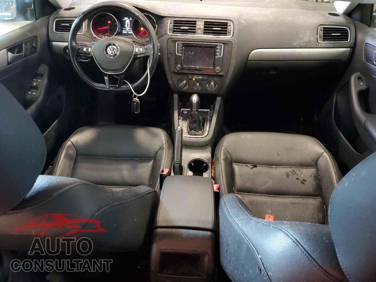 VOLKSWAGEN JETTA 2017 - 3VWDB7AJ8HM385437