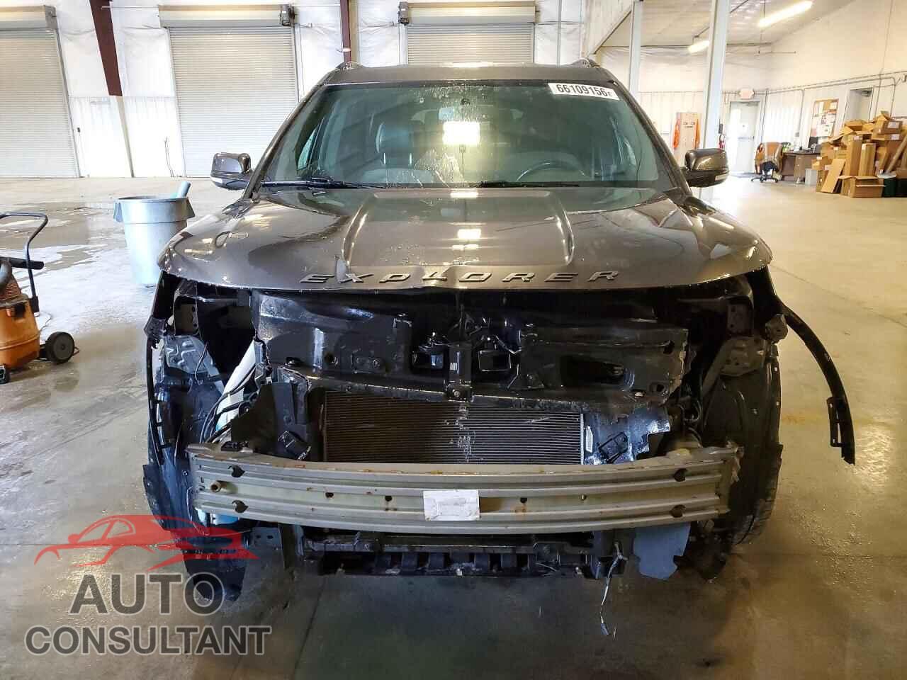 FORD EXPLORER 2017 - 1FM5K8D86HGD84024