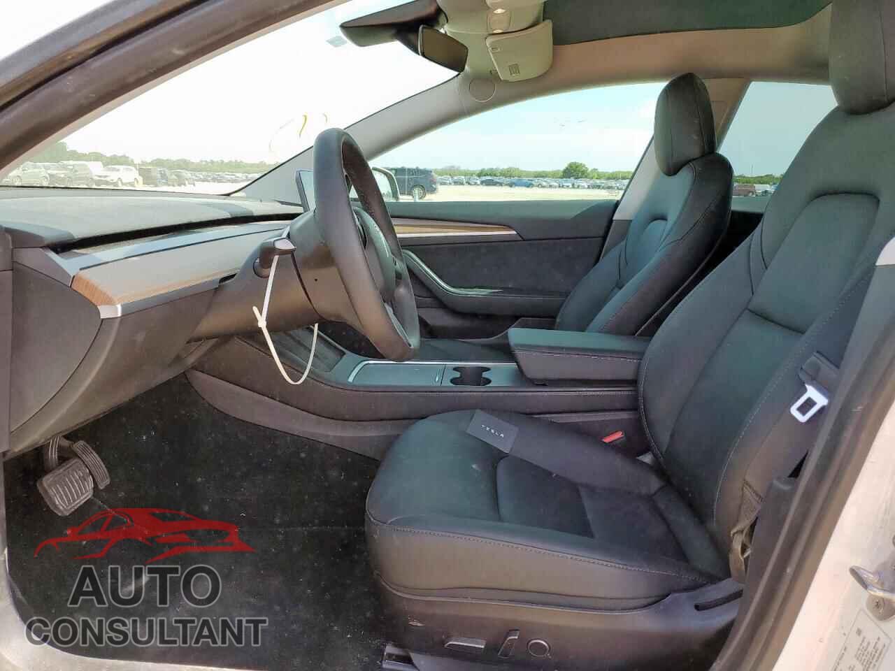 TESLA MODEL 3 2021 - 5YJ3E1EA9MF991650