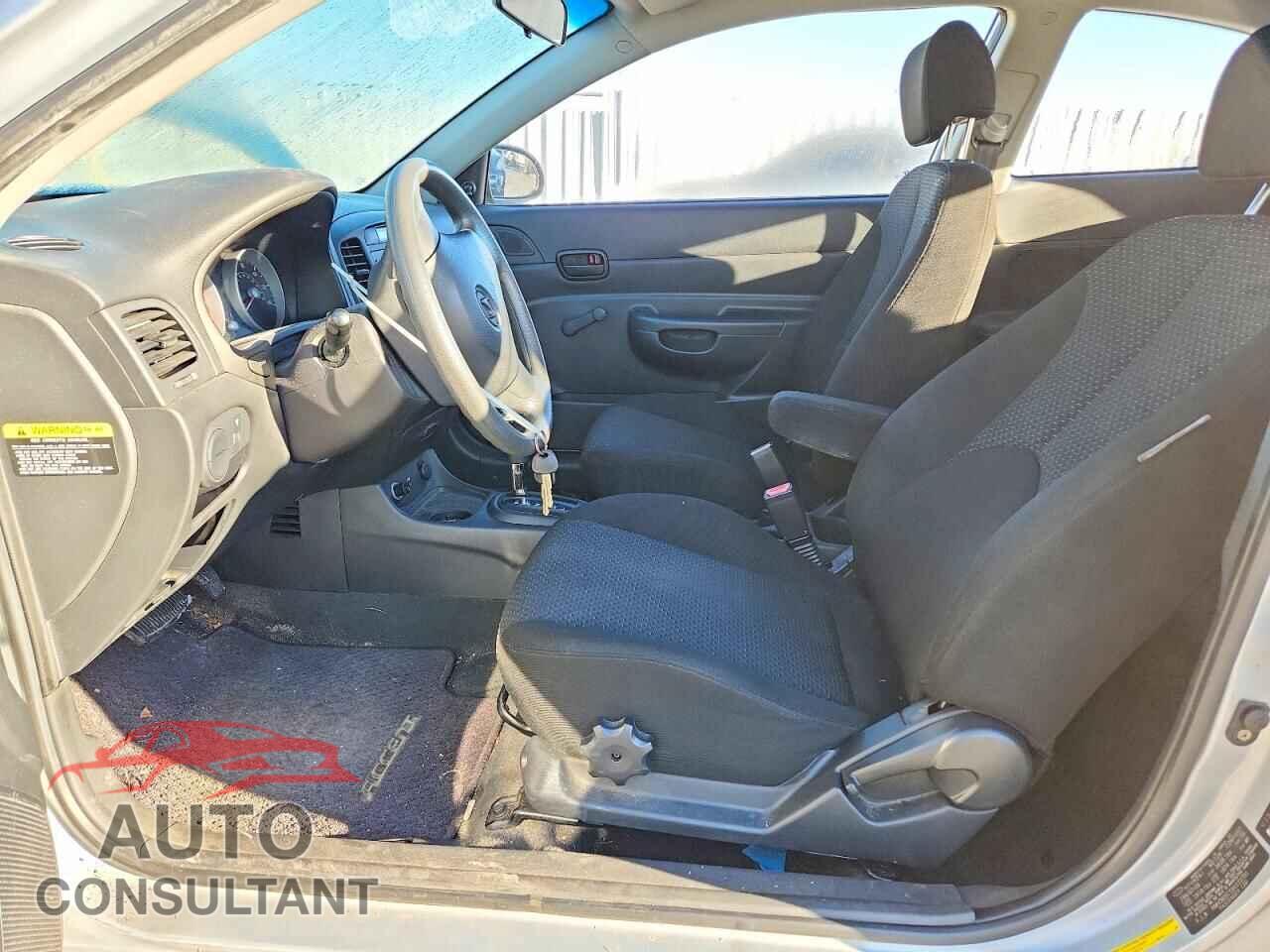 HYUNDAI ACCENT 2009 - KMHCM36C59U133701