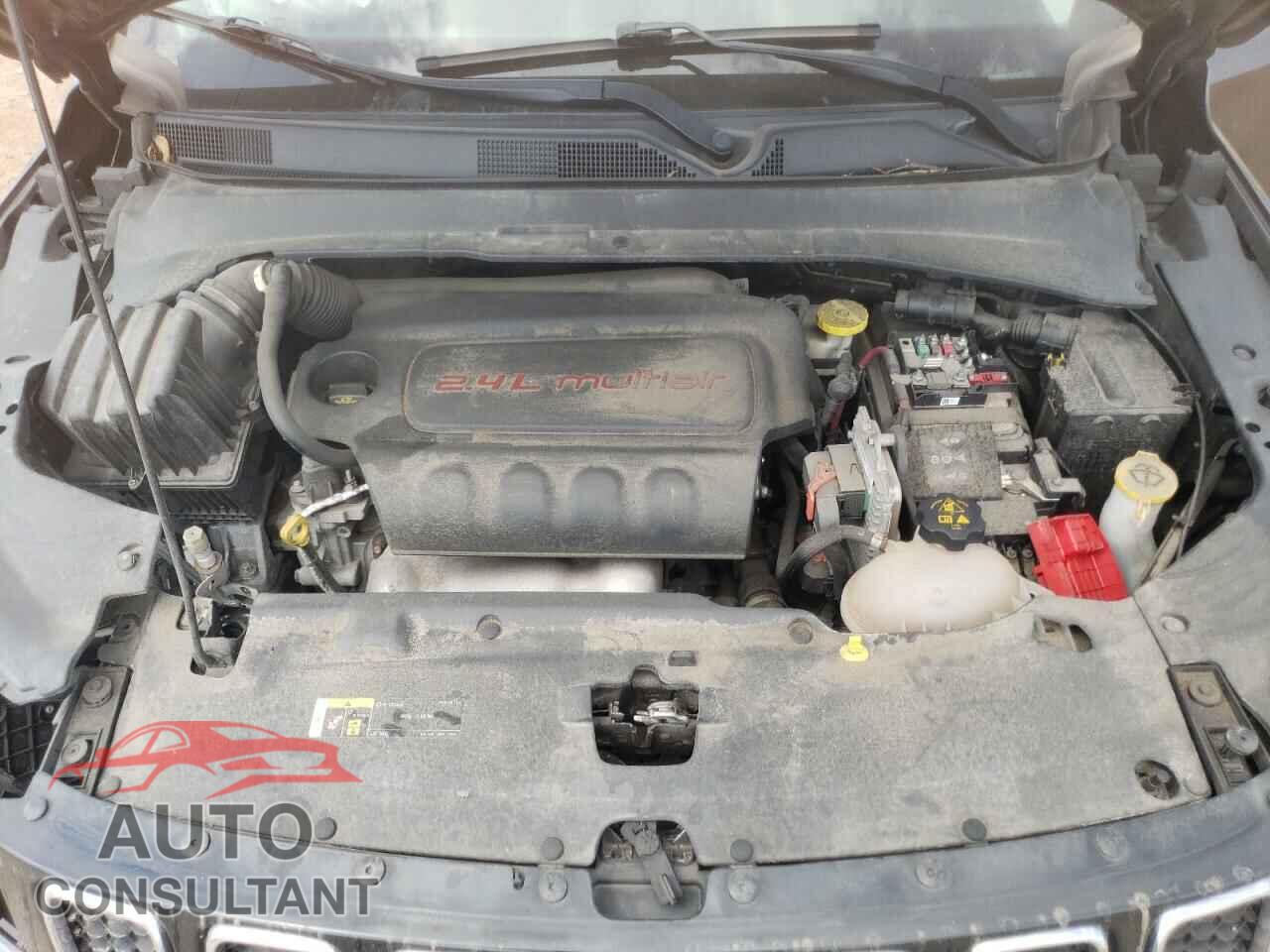JEEP COMPASS 2020 - 3C4NJDBB8LT165200