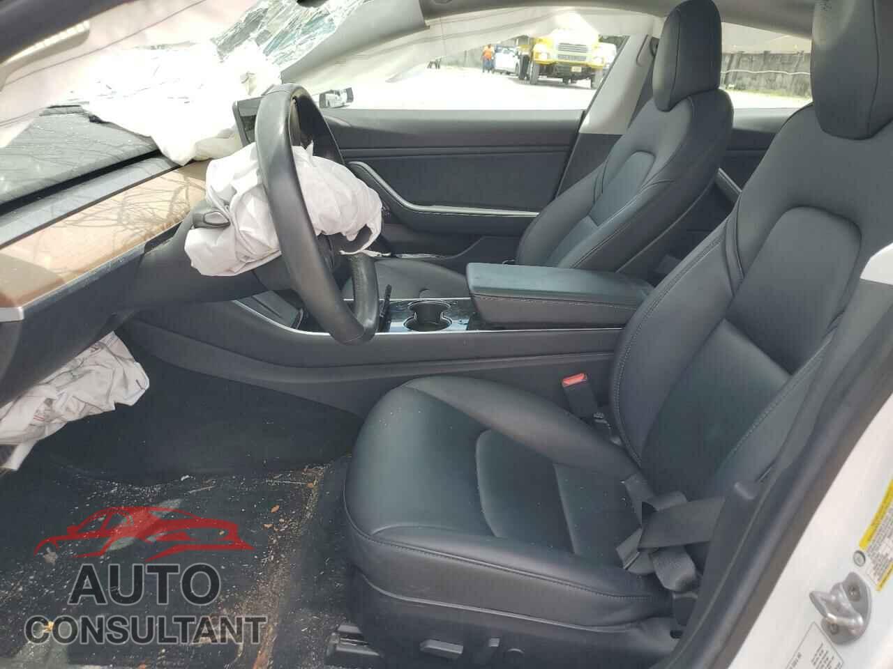 TESLA MODEL 3 2019 - 5YJ3E1EB6KF361574