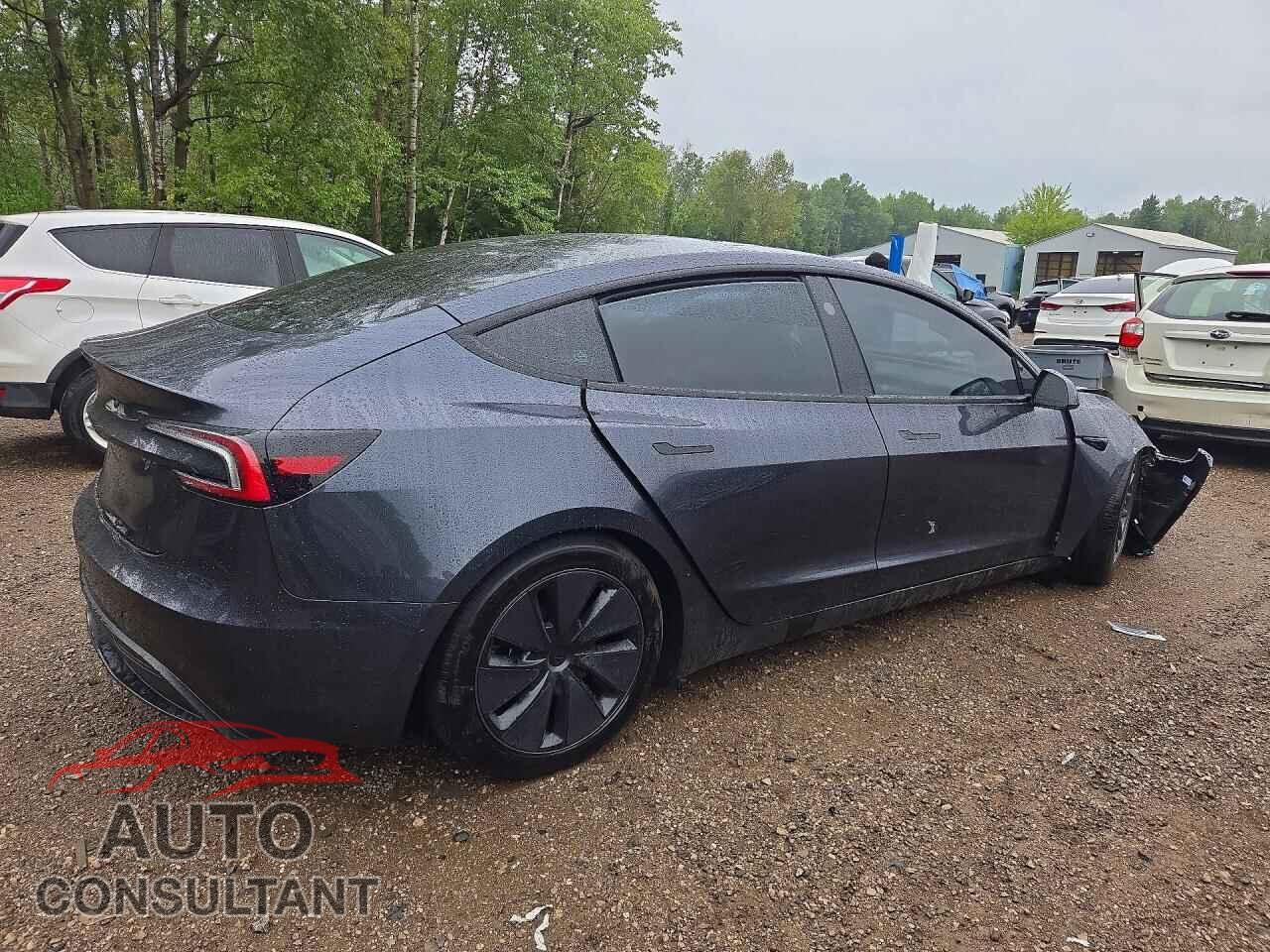 TESLA MODEL 3 2026 - LRW3E7FA5TC837687