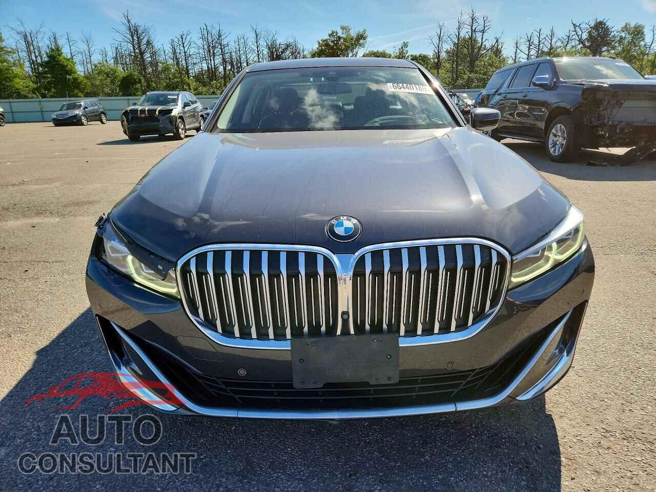 BMW 7 SERIES 2021 - WBA7T4C07MCF14957