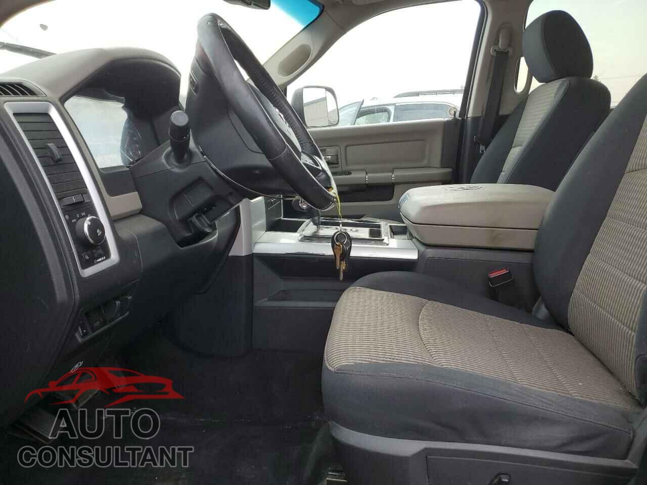 DODGE RAM 1500 2012 - 1C6RD7LT3CS256434